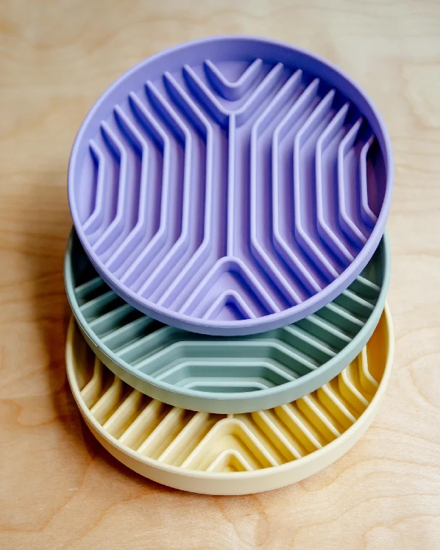 Geometric Silicone + Suction Slow Feeder