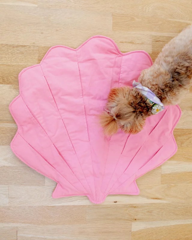 Seashell Dog Enrichment Playmat (30" x 22")